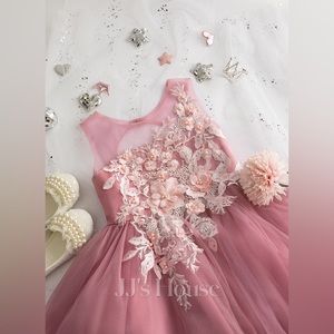 Princess Scoop Tea-Length Tulle Flower Girl Dress